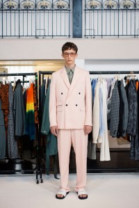 A look from Stella McCartney's Men's Spring 2020 collection