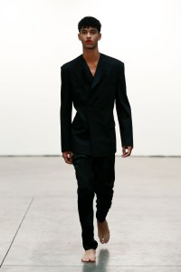Wan Hung Men's Spring 2020