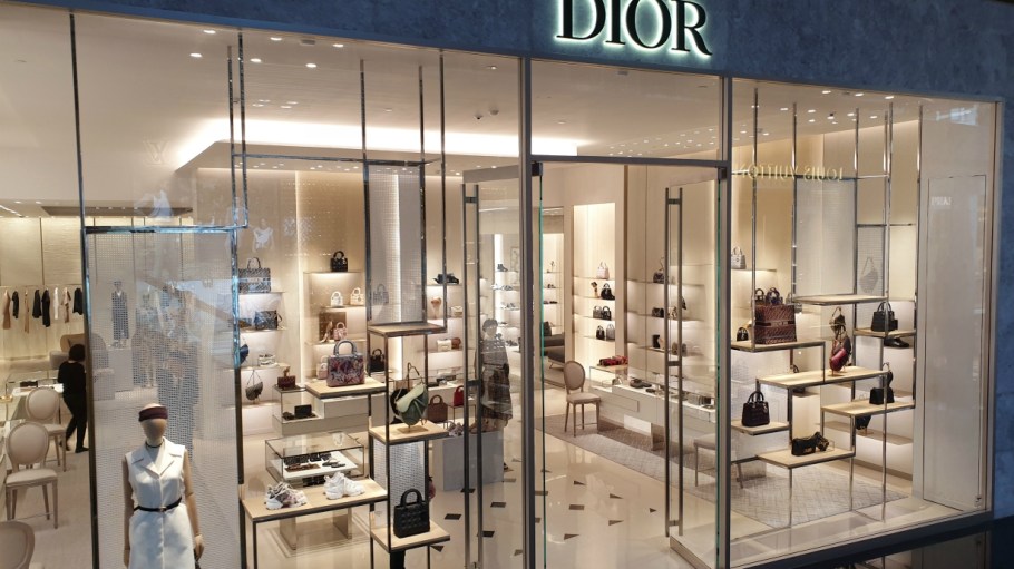 LVMH-Fashion-Sales-Christian-Dior
