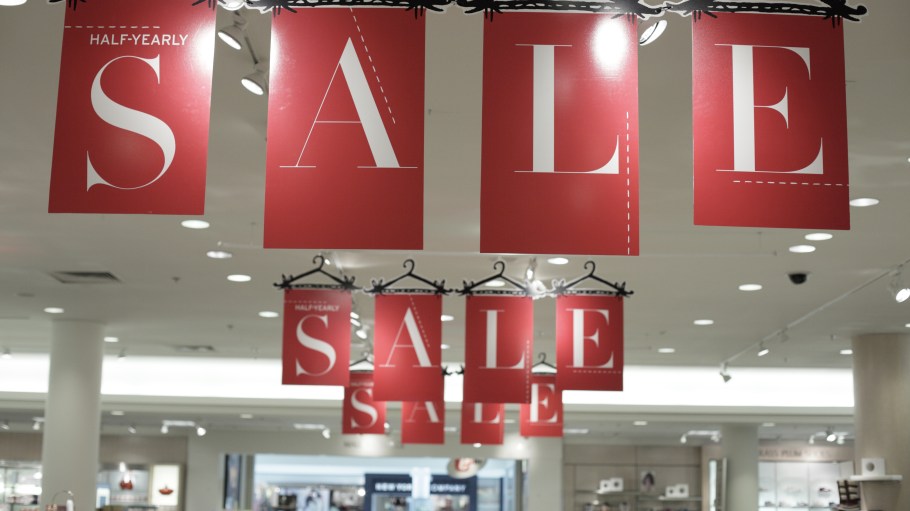 deflationary-trends-retail-goldman-downgrade