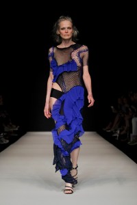 A look from Lou de Betoly.