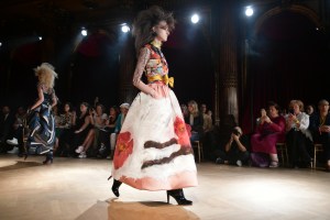 Viktor & Rolf Couture Fall 2019