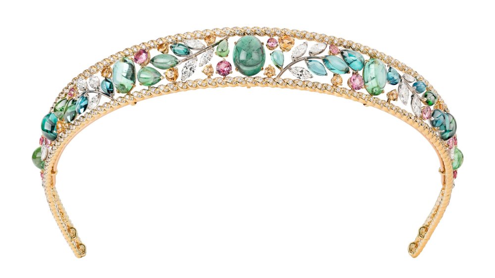 Chanel's Blé Maria tiara