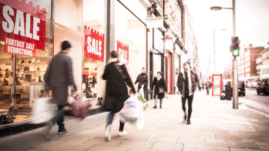 Brexit chaos threatens UK retail Christmas