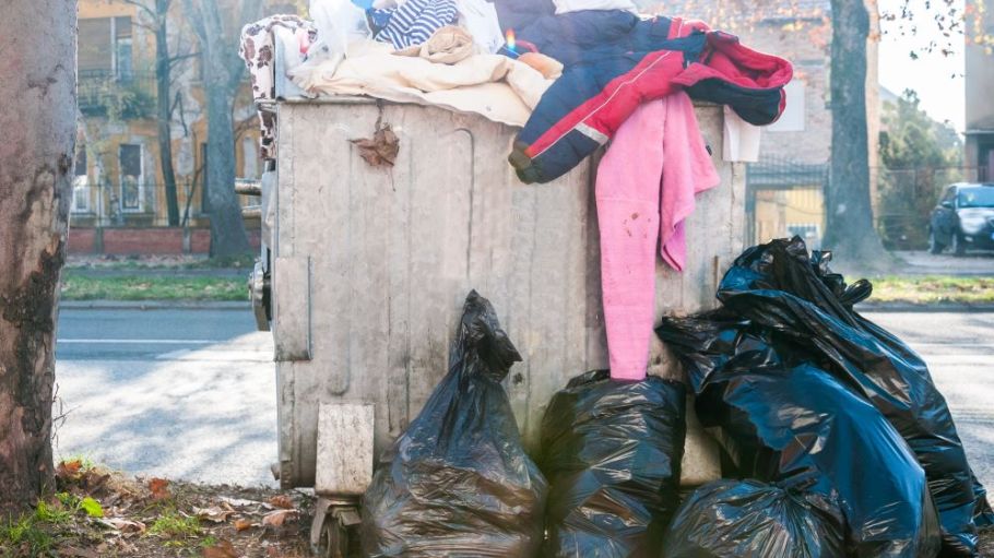 uk throwaway clothing fashion waste