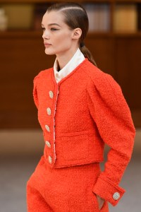 Details at Chanel Couture Fall 2019