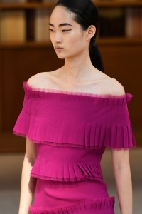 Details at Chanel Couture Fall 2019