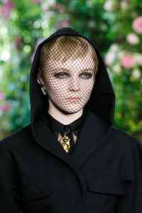 Details at Christian Dior Couture  Fall 2019