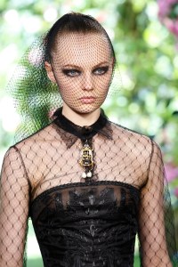 Details at Christian Dior Couture  Fall 2019
