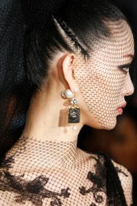 Details at Christian Dior Couture  Fall 2019