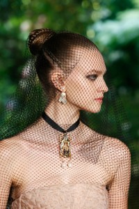 Details at Christian Dior Couture  Fall 2019