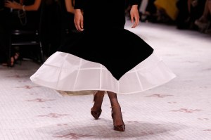 Details at Givenchy Couture Fall 2019