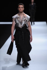 A look from Thomson Li