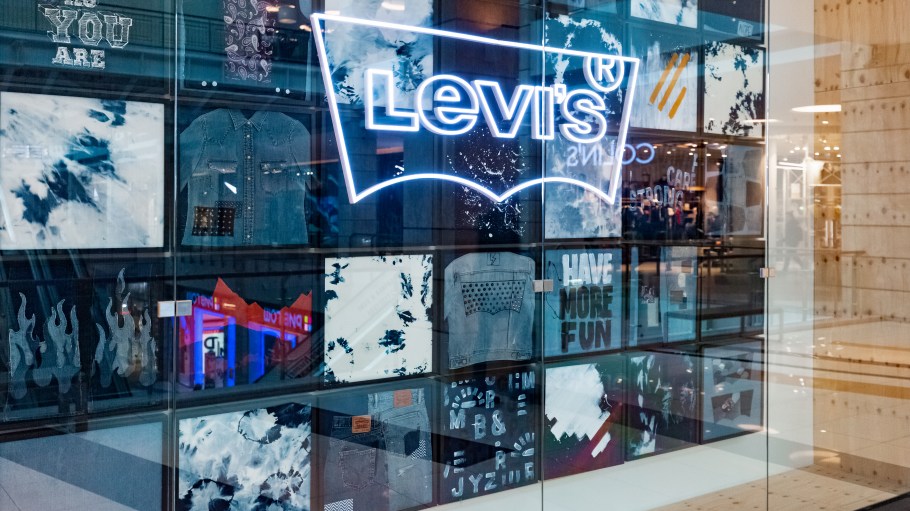 Levi's