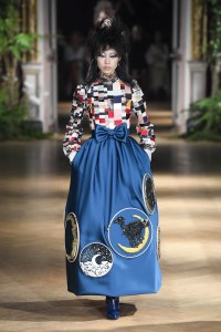 Viktor & Rolf Couture Fall 2019