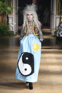 Viktor & Rolf Couture Fall 2019