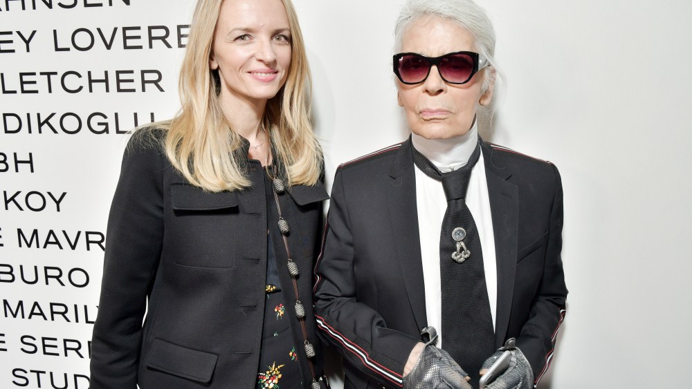 Delphine Arnault and Karl Lagerfeld at the LVMH Prize in 2017.