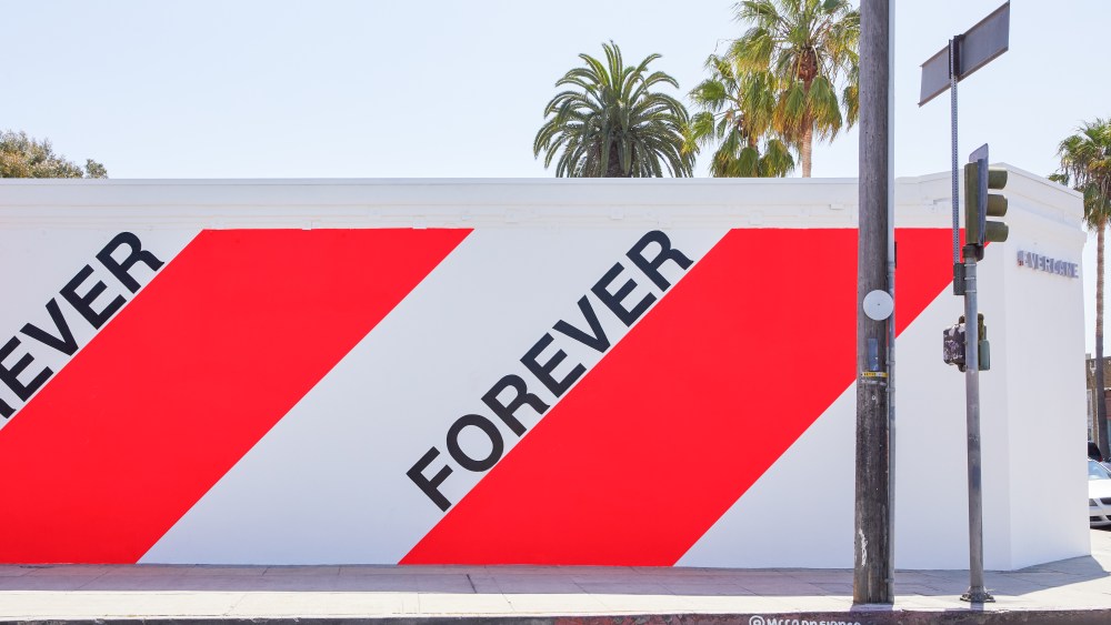 Everlane's now closed store in Venice Beach, Los Angeles.