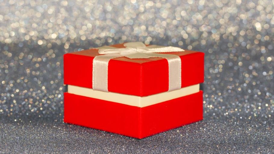 Holiday Inventory Management for apparel sellers