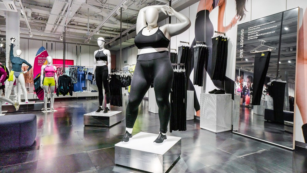 Nike Plus Size Mannequin