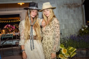 Pamela Tick, Caroline Kelley