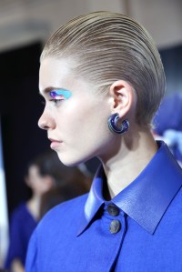 Model backstage
