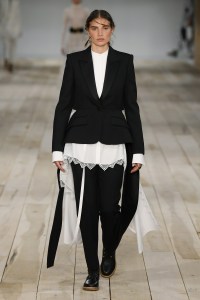 Alexander McQueen RTW Spring 2020