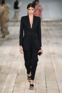 Alexander McQueen RTW Spring 2020