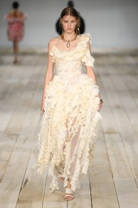Alexander McQueen RTW Spring 2020