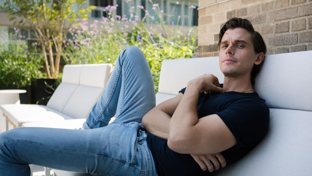 Antoni Porowski
