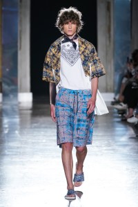 Atsushi Nakashima RTW Spring 2020.