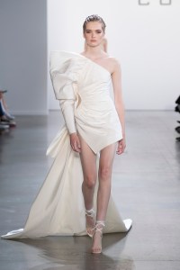 Cong Tri RTW Spring 2020