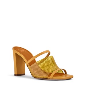 Paris Fashion Week SS20 Accesssories Highlights: Malone Souliers