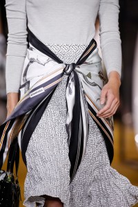 Details at Burberry RTW Spring 2020