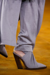 Details at Burberry RTW Spring 2020