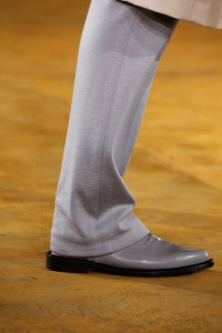 Details at Burberry RTW Spring 2020