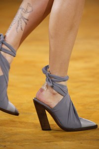 Details at Burberry RTW Spring 2020