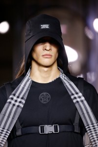 Details at Burberry RTW Spring 2020