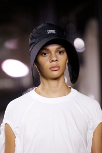 Details at Burberry RTW Spring 2020
