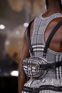 Details at Burberry RTW Spring 2020