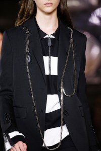 Details at Burberry RTW Spring 2020