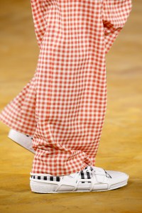 Details at Burberry RTW Spring 2020