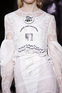Details at Burberry RTW Spring 2020