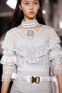 Details at Burberry RTW Spring 2020