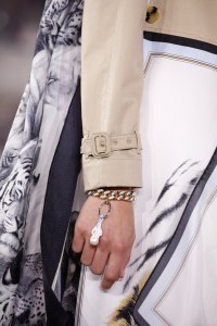 Details at Burberry RTW Spring 2020