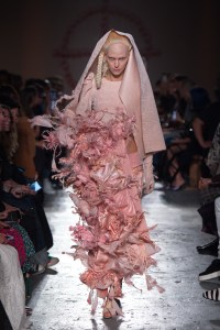 Dilara Findikoglu RTW Spring 2020.