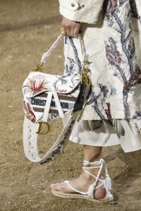 Details at Dior RTW Spring 2020