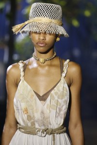 Details at Dior RTW Spring 2020