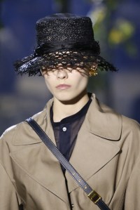 Details at Dior RTW Spring 2020