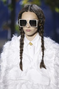 Details at Dior RTW Spring 2020